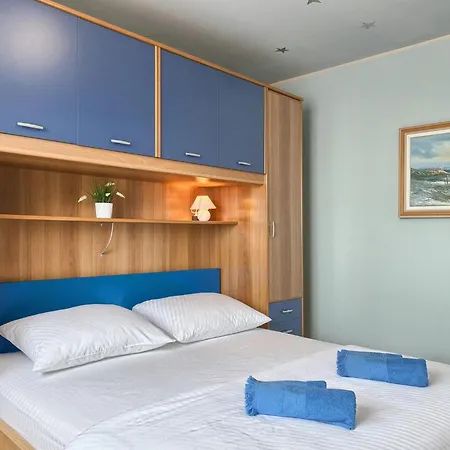 David Holiday home *